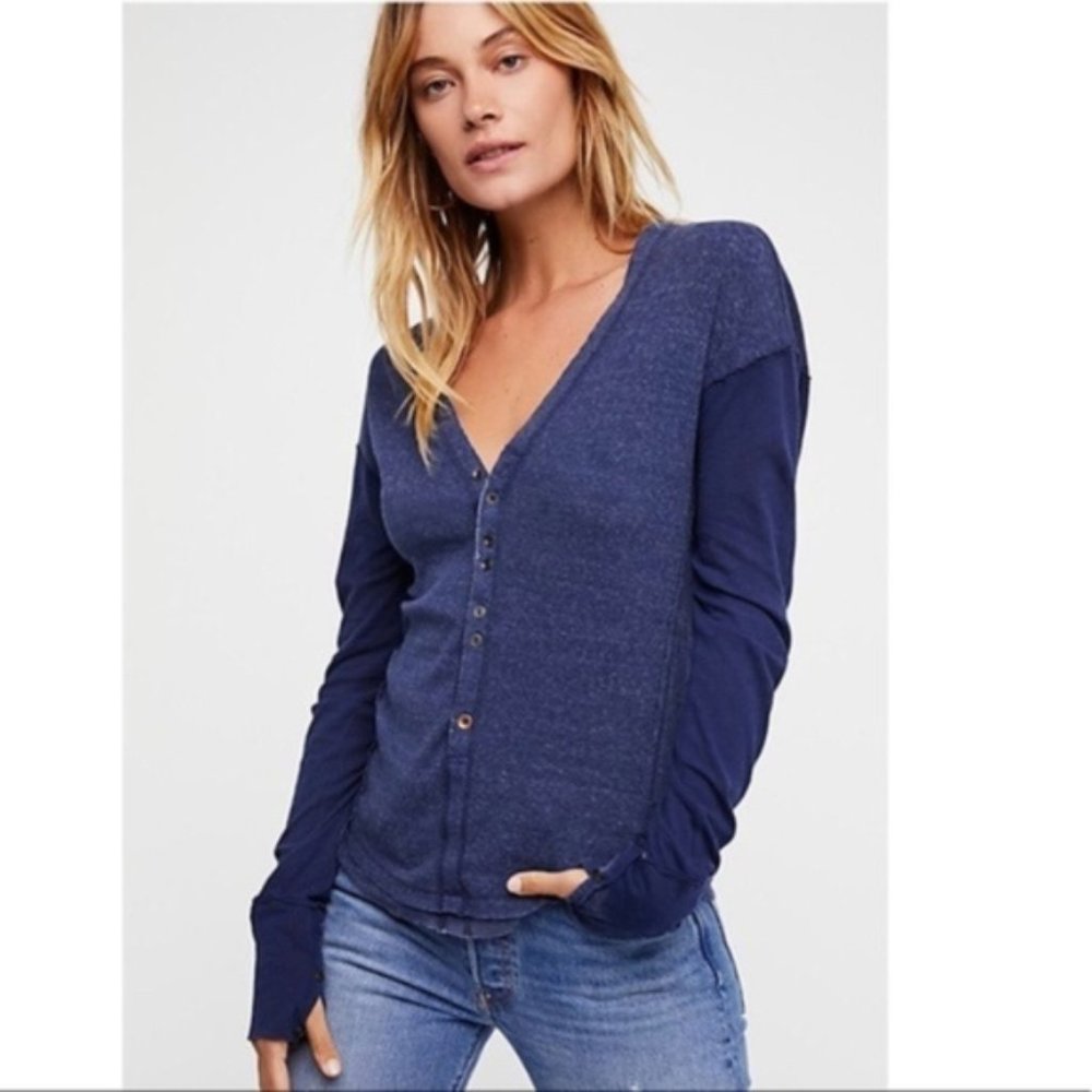 Free People Outta Here Navy Long Sleeve D43